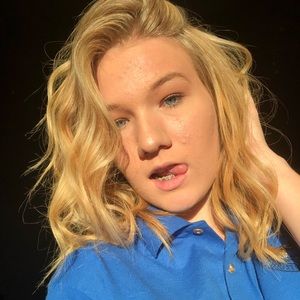 Meet your Posher, Aalexis marie